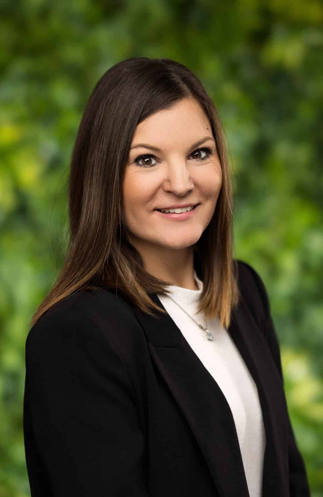 Nina Usnik Nina Usnik profile picture